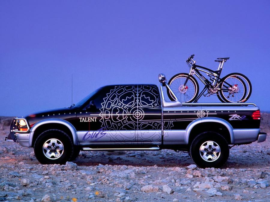  Chevrolet S-10 ZR2 Extended Cab 1998 года  (фото 3 из 15)